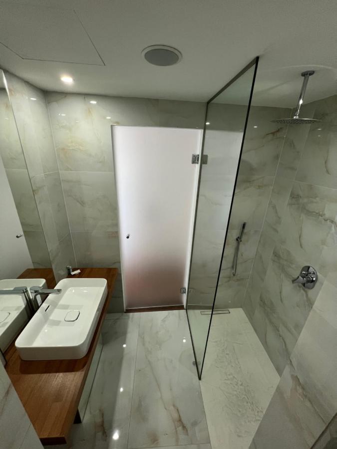 Kanes Bohemian Boutique Hotel Saranda Kültér fotó